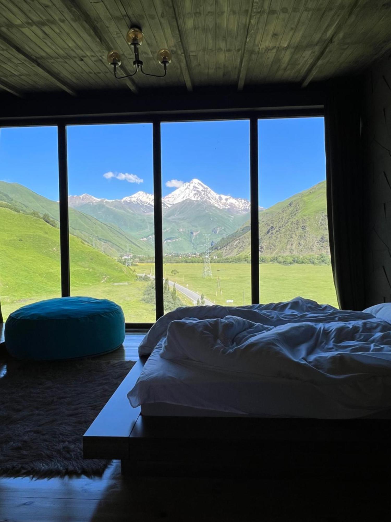 Gzaze Apartment Kazbegi Exterior photo